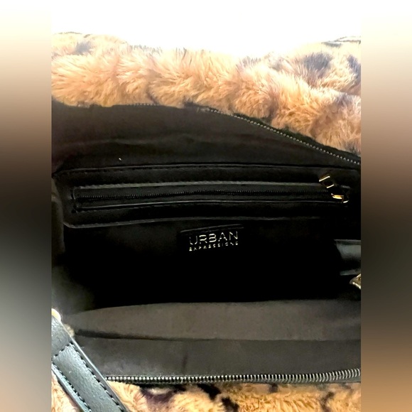 Urban Expressions Faux Fur Cheetah Print Crossbody and Top Handle Bag Tan Brown - Picture 6 of 12